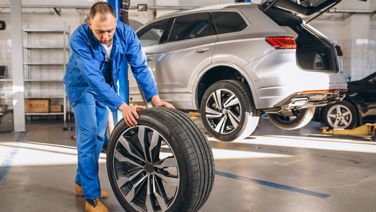 5 Signs It’s Time to Replace your car’s Tyres