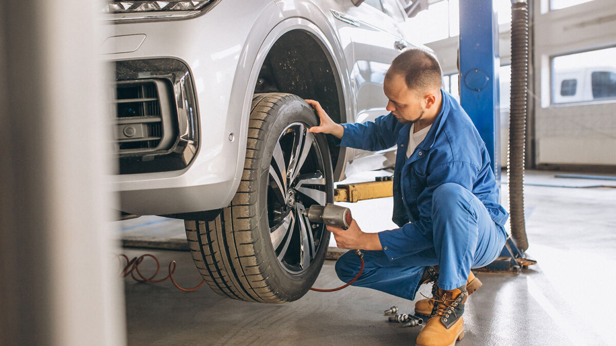 vehicle's wheel alignment